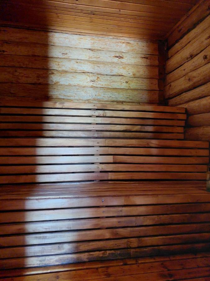 Zaku Muiza Guest House Anspoki Екстериор снимка